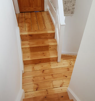Wood Floor Repairs Plymouth | Wood floor Gap Filling Plymouth | Wood Floor Resotration Saltash and Cornwall | New Wood Floors Plymouth Devon